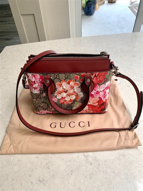 acheter ceinture gucci femme|gucci bloom crossbody bag.